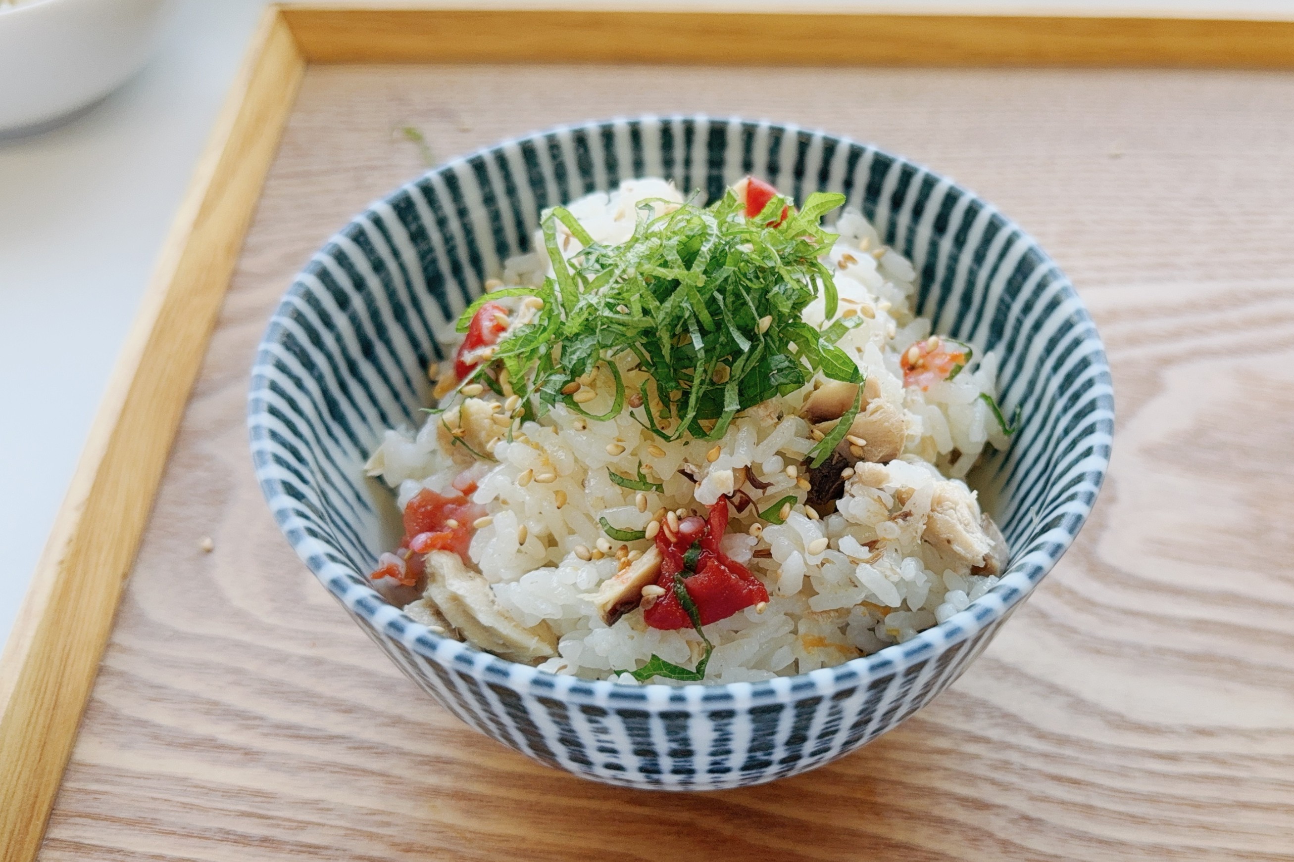 サバと梅干の炊き込みご飯の画像