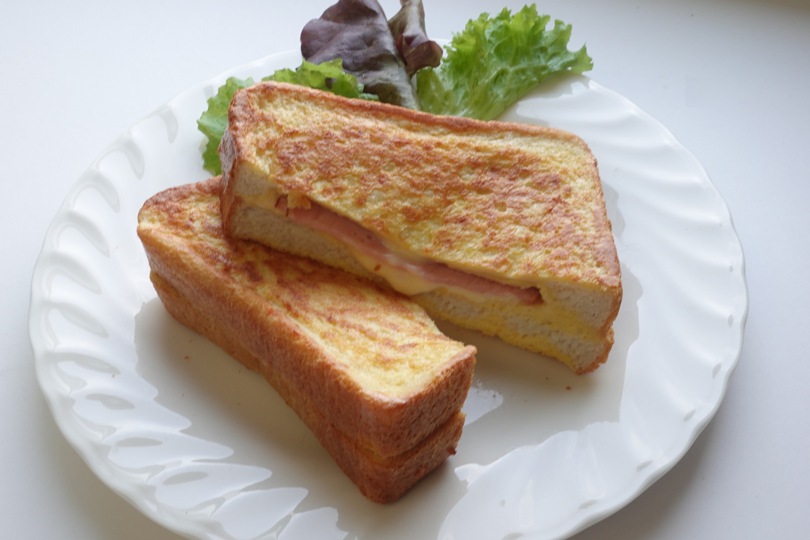 ハムとチーズのフレンチトーストの画像