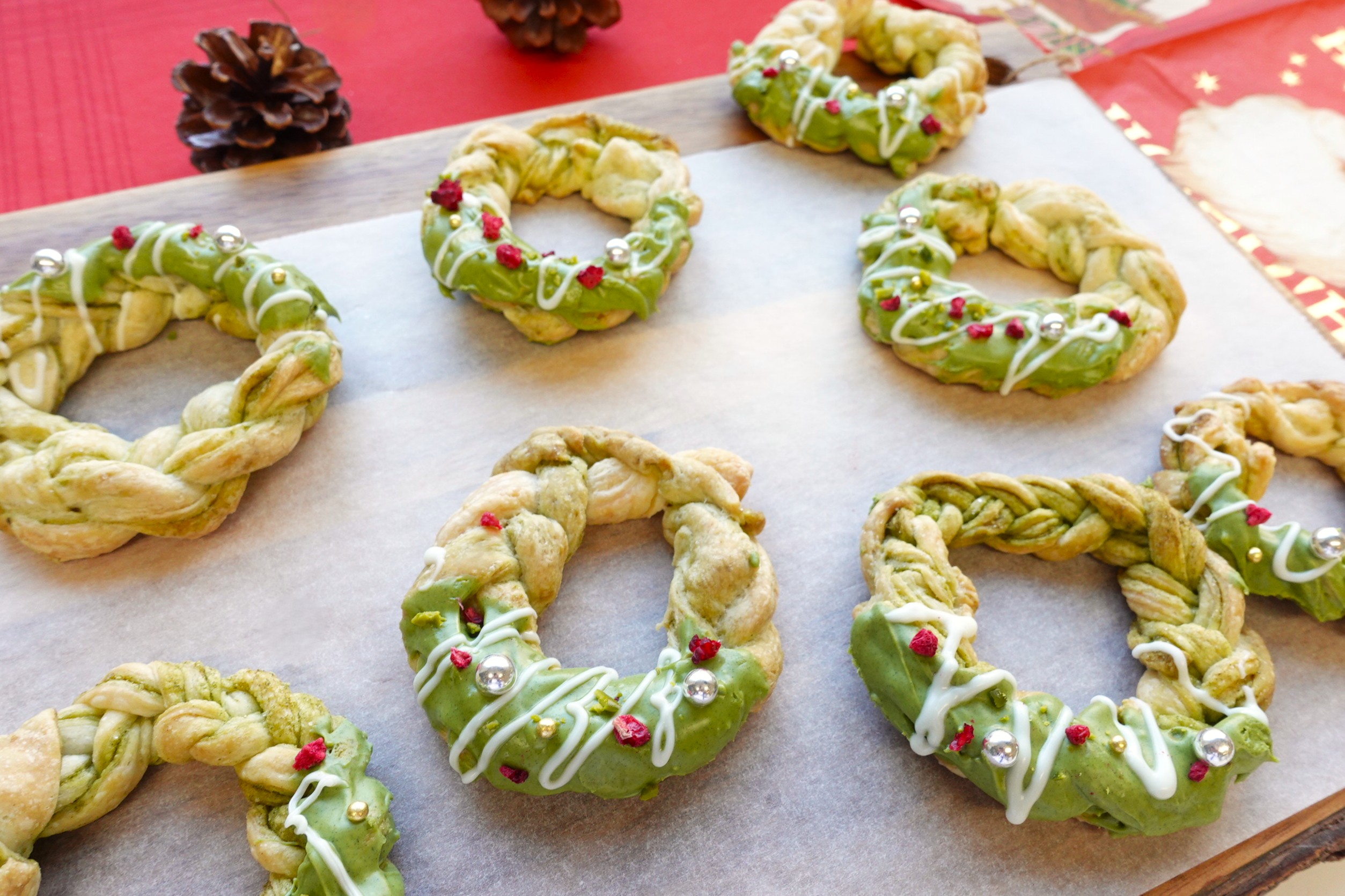 クリスマスリースパイの画像